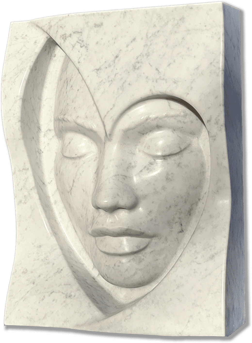 Un rostro de mármol blanco, con ojos cerrados y expresión serena, parece despertar poco a poco del bloque rectangular. Hay algo casi soñador en esas curvas suaves que delinean sus rasgos: la frente lisa, la nariz delicada y esa boca apenas sonriente. Además, una especie de corazón incompleto abraza sutilmente el lado izquierdo del rostro; es curioso cómo ese detalle añade un toque íntimo y casi tierno al conjunto. La verdad es que esta escultura logra transmitir elegancia y una paz contagiosa-como si escucharas una melodía suave al mirarla-sin mucho esfuerzo ni pretensión; solo deja que te acompañe en silencio unos segundos.