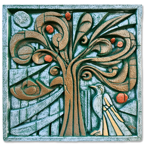Árbol de la vida - Esta escultura contemporánea sobre el ciclo de la vida y la conexión natural parece latir por sí sola. Sus ramas se curvan como si abrazaran el aire, mientras los frutos naranjas cuelgan llenos de energía. Y justo ahí, un ave observa todo, tranquila pero despierta. El fondo no es cualquier cosa: aparecen patrones geométricos en verdes profundos, marrones terrosos y destellos naranjas que evocan la calidez de una tarde soleada en el bosque. Es perfecta para quienes sienten esa chispa especial frente al arte nacido de la naturaleza; para los que creen, en serio, que todo está conectado aunque a veces no lo veamos.